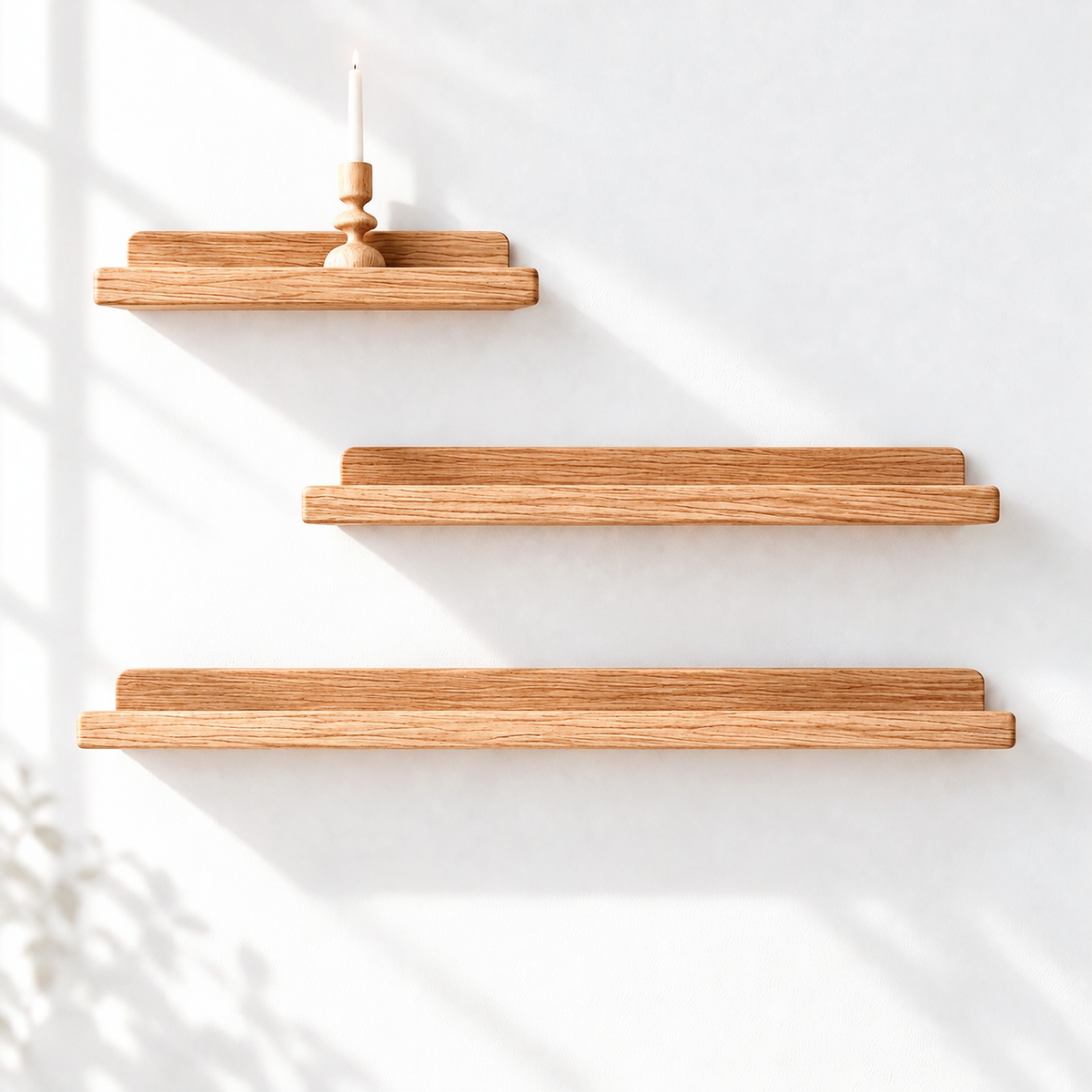 Solid Wood Floating Picture Ledge with Front Lip and Raised Back – Wall-Mounted Display Shelf for Photos, Art, Books and Décor