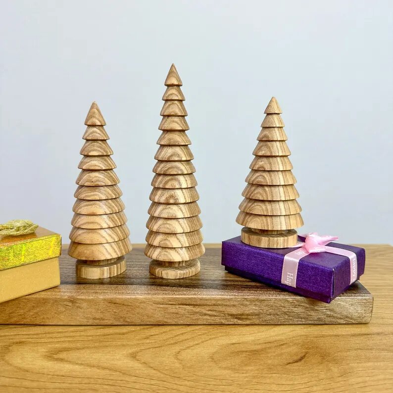 Rustic Wooden Christmas Tree Set of Three Holiday Home Decorations