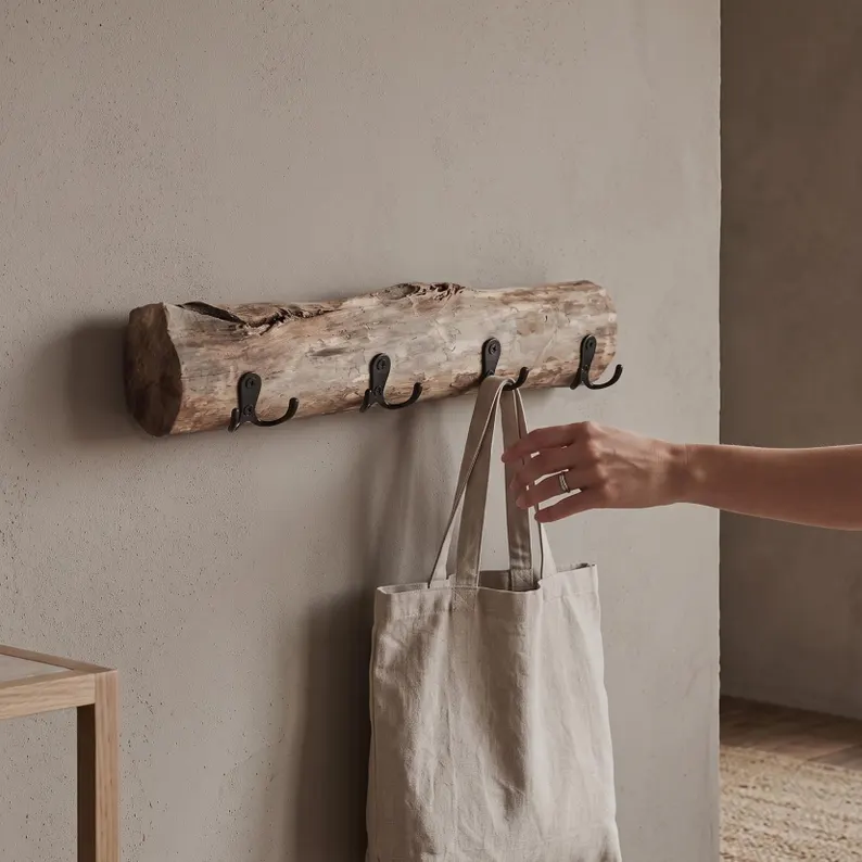 Driftwood wall-mounted coat rack, natural entryway hook, unique storage unit, eco-friendly handmade wedding housewarming gift
